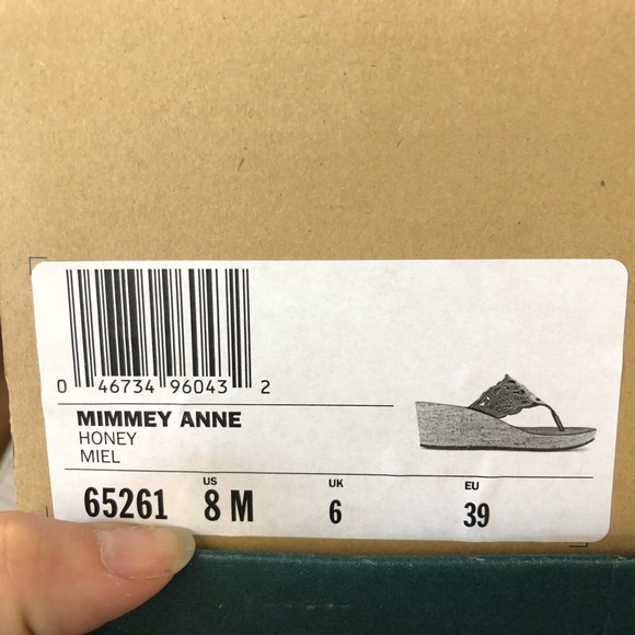 Shoes - Picture 5 of 5